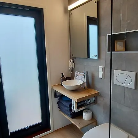 Winzig Wohnen Tiny House Frigg Direkt Am Weserstrand Feriehus *